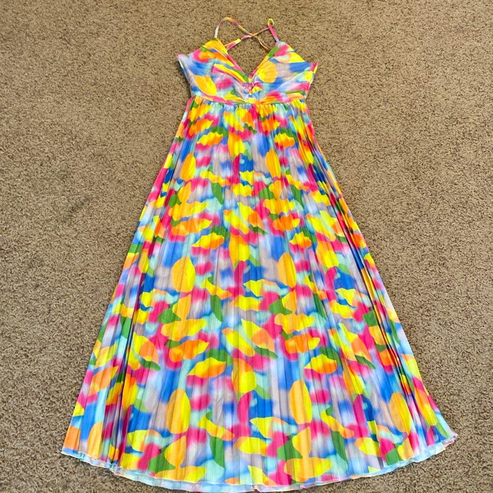 V Neck High Waist Pleated Dress